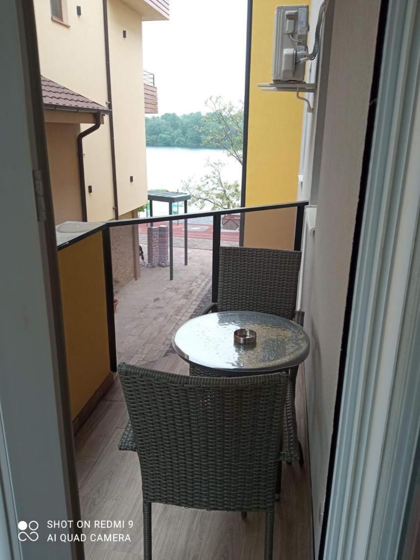 Hn Lux & Spa Veliko Gradiste Bagian luar foto