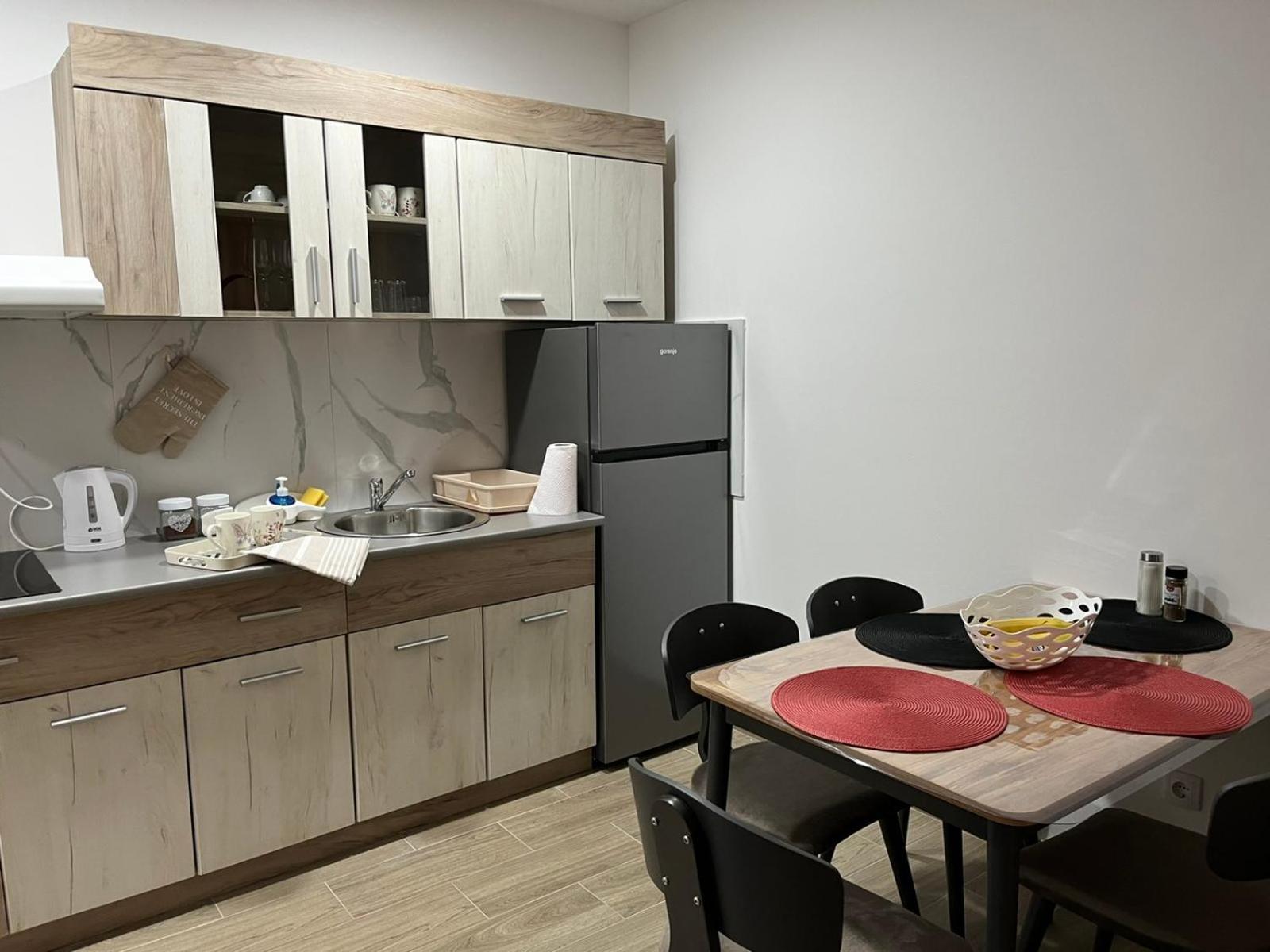 Hn Lux & Spa Veliko Gradiste Bagian luar foto